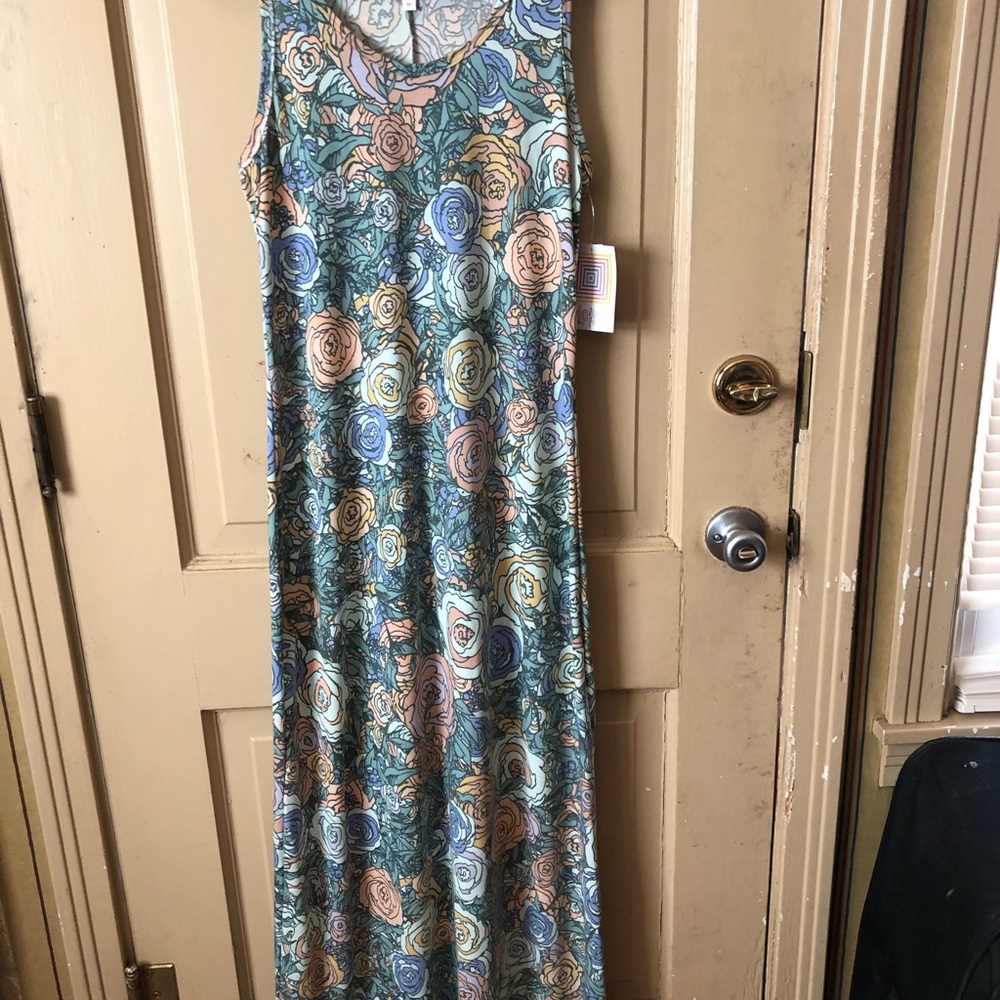 Lularoe Medium Dani